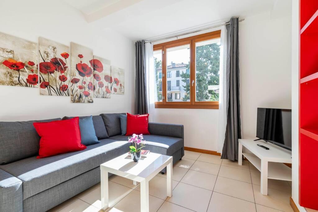 Enjoy Home - Appartamento I Papaveri Padova Exterior photo