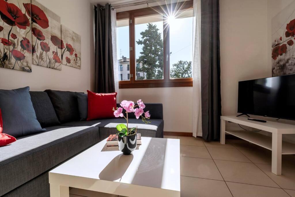 Enjoy Home - Appartamento I Papaveri Padova Exterior photo
